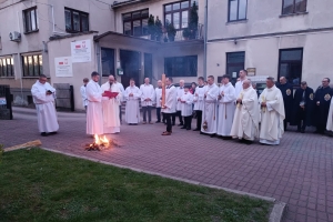 Wigilia Paschalna z procesją rezurekcyjną 2025