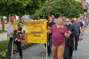 XXVII Męski Publiczny Różaniec w Piotrkowie